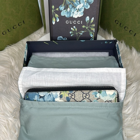 Gucci Supreme GG Monogram with Blue Floral Zippy Wallet - Made in Italy - NWT - Picture 12 of 17